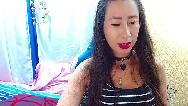 Gia leinn online show from 10-12-25, 07:57