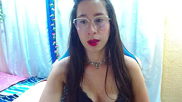 Gia leinn online show from 01-18-26, 03:38