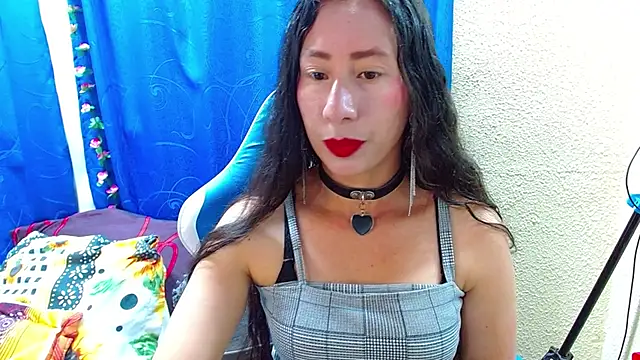 Gia leinn online show from 04-17-26, 07:39