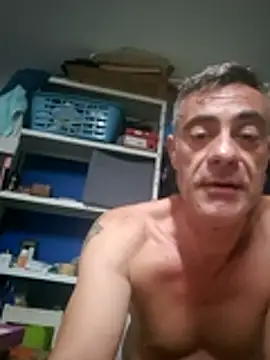 Snapshot of Shun4627 chatting on 08-01-26, 09:57 Shun4627 online show from 08-01-26, 09:57