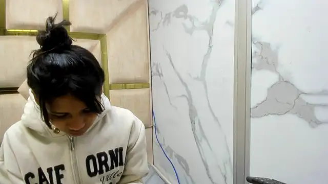 Kendall 6669 online show from 12-17-25, 12:22