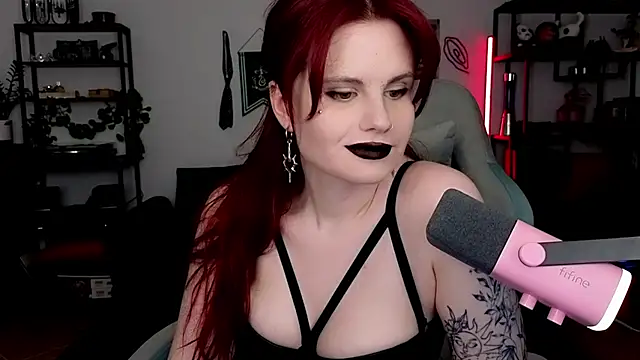 Della Ideal online show from 05-31-26, 06:09