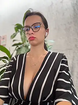 Soy Sara7 online show from 04-30-26, 08:57