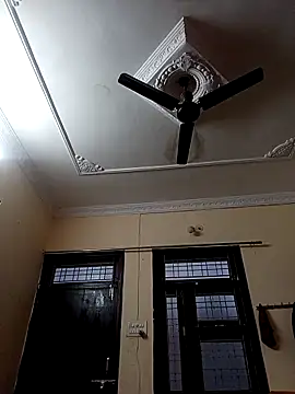 Snapshot of heena-3678 chatting on 12-02-25, 12:10 heena-3678 online show from 12-02-25, 12:10