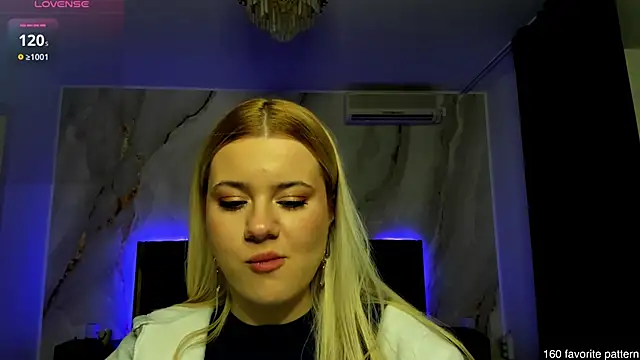 Snapshot of CutiePie69__ chatting on 02-24-25, 07:52 CutiePie69 online show from 02-24-25, 07:52