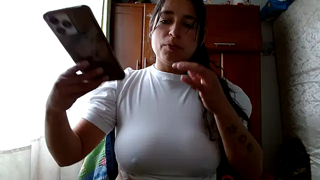 Escarcha-blue online show from 05-20-26, 07:42
