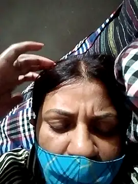 Snapshot of Disha2870 chatting on 03-05-25, 12:44 Disha2870 online show from 03-05-25, 12:44