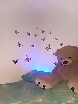 Valen thompsom 002 online show from 03-19-26, 05:00