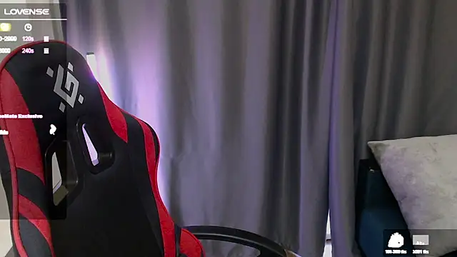 Snapshot of meganluss chatting on 01-15-26, 04:50 meganluss online show from 01-15-26, 04:50