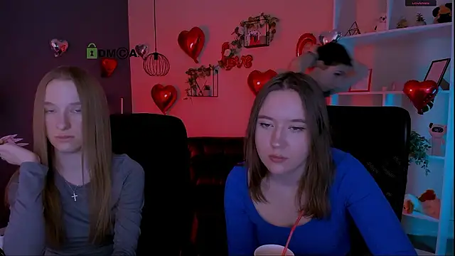 Snapshot of doll_vey chatting on 02-19-26, 10:00 doll vey online show from 02-19-26, 10:00