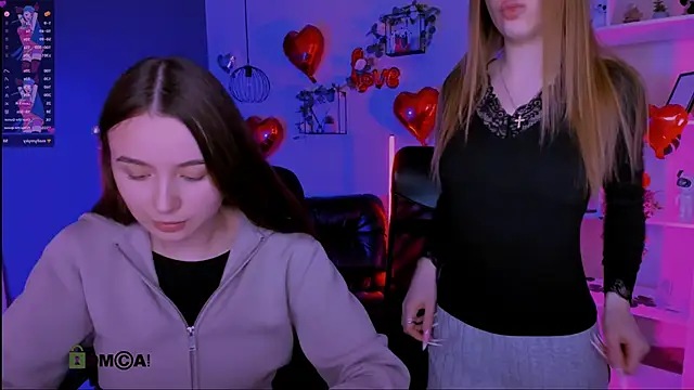 Snapshot of doll_vey chatting on 02-21-26, 09:54 doll vey online show from 02-21-26, 09:54