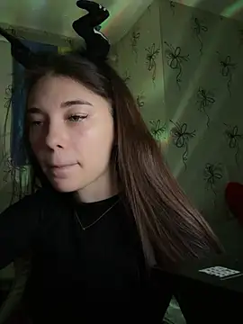 MrrKate online show from 02-27-25, 03:14