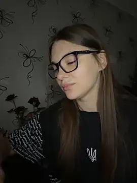 MrrKate online show from 09-27-25, 01:10