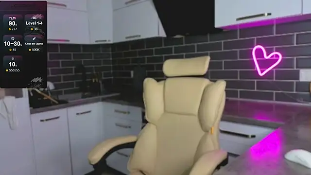 Snapshot of ShaiyaMinn3 chatting on 06-14-26, 08:00 ShaiyaMinn3 online show from 06-14-26, 08:00