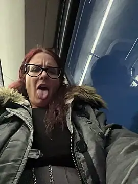 Snapshot of NataKitten chatting on 03-08-26, 04:22 NataKitten online show from 03-08-26, 04:22