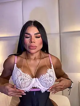 Amylewisq online show from 04-15-26, 12:28