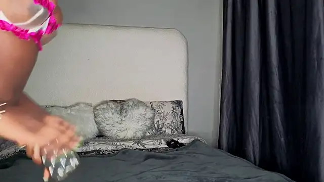 Snapshot of PrincessTamara chatting on 09-26-25, 09:08 PrincessTamara online show from 09-26-25, 09:08