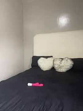 Snapshot of PrincessTamara chatting on 10-20-25, 08:48 PrincessTamara online show from 10-20-25, 08:48