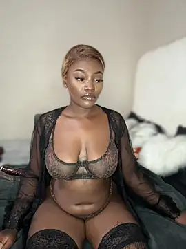 Snapshot of PrincessTamara chatting on 11-16-25, 11:16 PrincessTamara online show from 11-16-25, 11:16