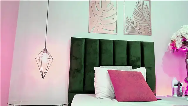 SeleneLujan online show from 03-19-26, 11:47