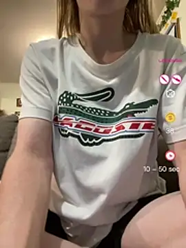 1Zoey101 online show from 04-24-26, 10:18