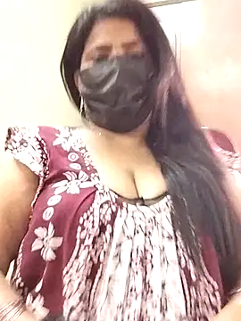 Snapshot of abinaya26 chatting on 03-06-26, 03:14 abinaya26 online show from 03-06-26, 03:14