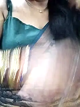 Snapshot of abinaya26 chatting on 03-22-26, 02:42 abinaya26 online show from 03-22-26, 02:42