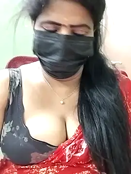 Snapshot of abinaya26 chatting on 03-25-26, 07:42 abinaya26 online show from 03-25-26, 07:42