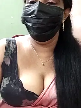 Snapshot of abinaya26 chatting on 03-31-26, 03:45 abinaya26 online show from 03-31-26, 03:45