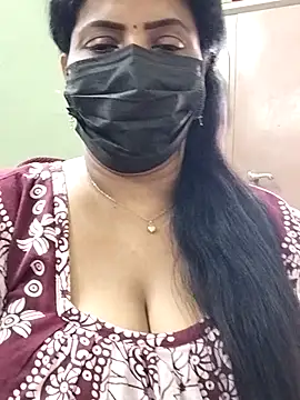 Snapshot of abinaya26 chatting on 04-10-26, 09:25 abinaya26 online show from 04-10-26, 09:25