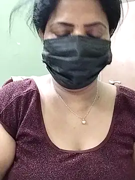 Snapshot of abinaya26 chatting on 04-10-26, 11:09 abinaya26 online show from 04-10-26, 11:09