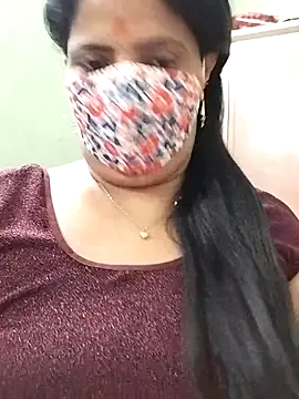 Snapshot of abinaya26 chatting on 04-11-26, 03:49 abinaya26 online show from 04-11-26, 03:49