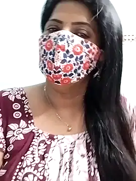 Snapshot of abinaya26 chatting on 04-15-26, 11:05 abinaya26 online show from 04-15-26, 11:05