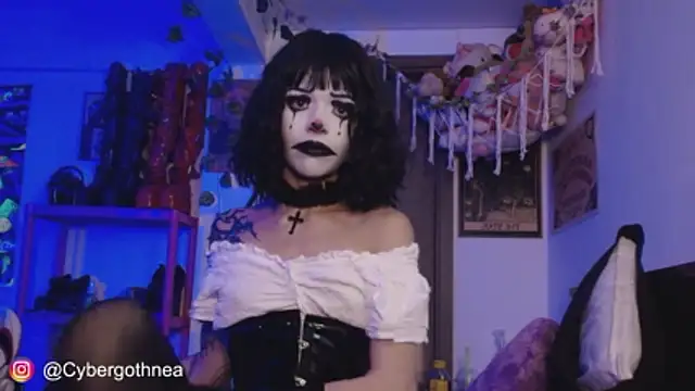  mollycrystal online show from 04-10-26, 05:45