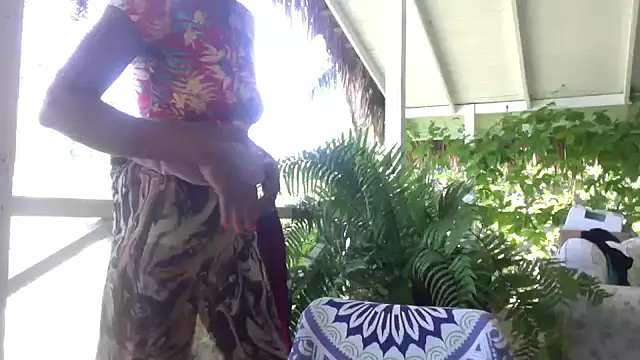 Ladyzee25 online show from 09-12-25, 02:39