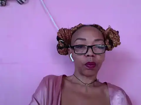 Ladyzee25 online show from 04-08-26, 12:05