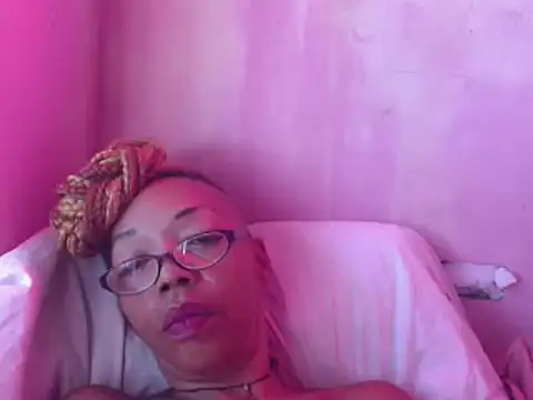 Ladyzee25 online show from 06-02-26, 11:45
