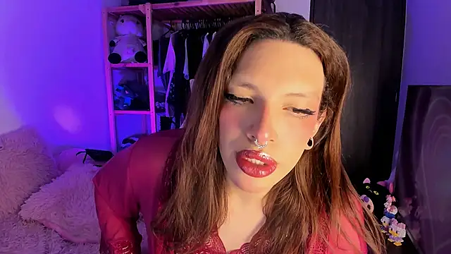 Loona s online show from 03-28-26, 08:52