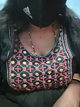 Snapshot of Sexyradha_ chatting on 07-03-26, 04:35 Sexyradha online show from 07-03-26, 04:35