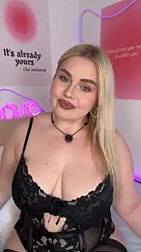Snapshot of April_Vancee chatting on 05-09-26, 03:06 April Vancee online show from 05-09-26, 03:06