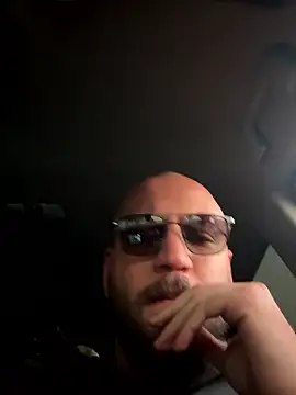 Snapshot of jackhm3 chatting on 01-07-26, 01:46 jackhm3 online show from 01-07-26, 01:46