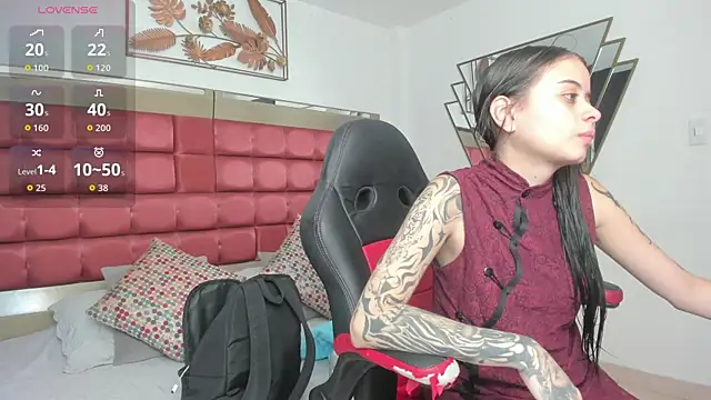 Snapshot of SaskiaGrendel chatting on 06-17-26, 06:09 SaskiaGrendel online show from 06-17-26, 06:09