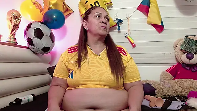 scarlettbooty online show from 07-04-26, 12:00