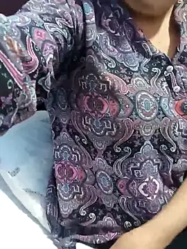 Tonhermosa online show from 03-26-26, 01:22