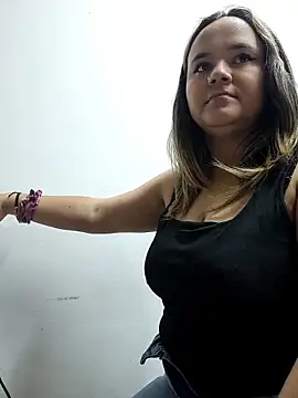 mandy-moore online show from 04-14-26, 04:07