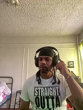 Nitobooy77 online show from 05-06-26, 03:39