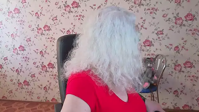 Maya Mayflower online show from 03-12-26, 04:40