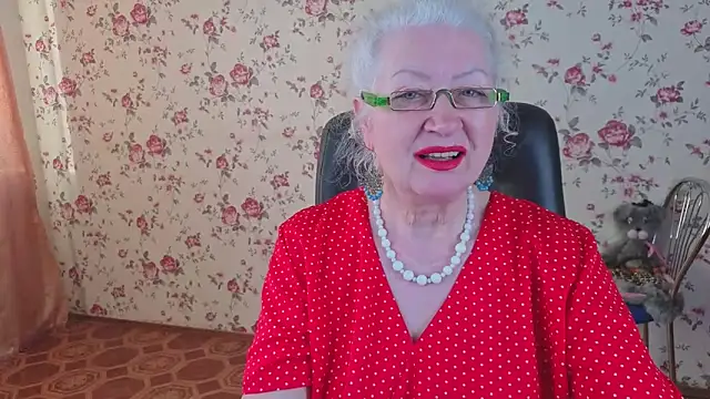 Maya Mayflower online show from 04-07-26, 03:18