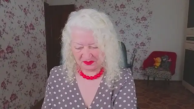 Maya Mayflower online show from 05-11-26, 03:23
