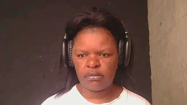 Snapshot of ebony_rose11 chatting on 01-07-26, 05:21 ebony rose11 online show from 01-07-26, 05:21